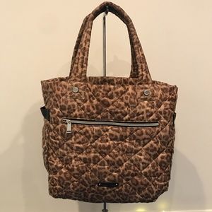 PERFECT CONDITION Calvin Klein reversible puff